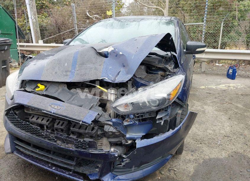 Photo 12 of 2016 Ford Focus ST (VIN 1FADP3L9XGL224674)