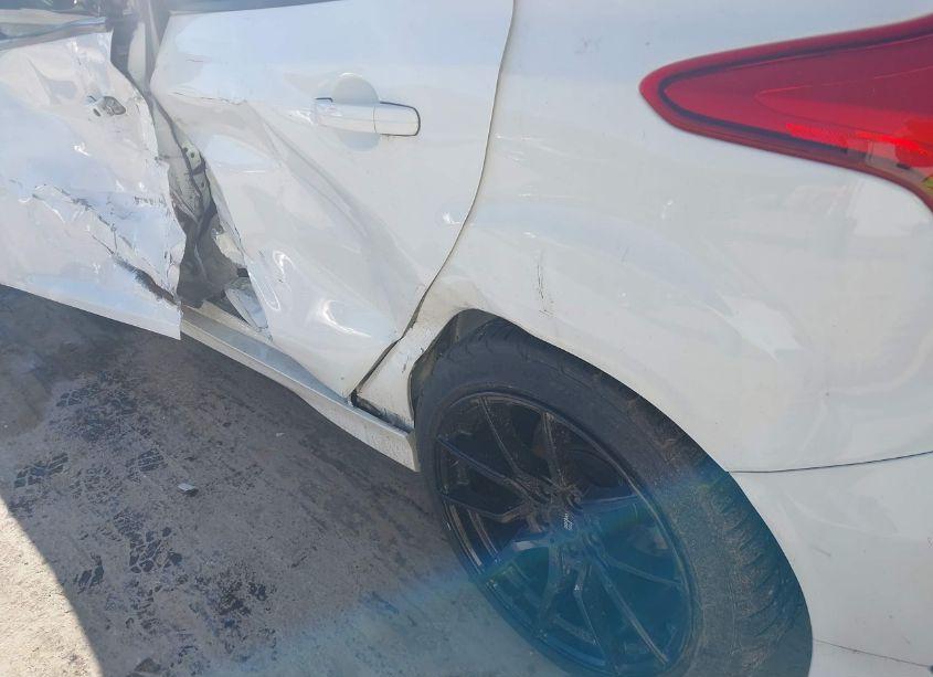 Photo 18 of 2018 Ford Focus ST (VIN 1FADP3L9XJL230286)