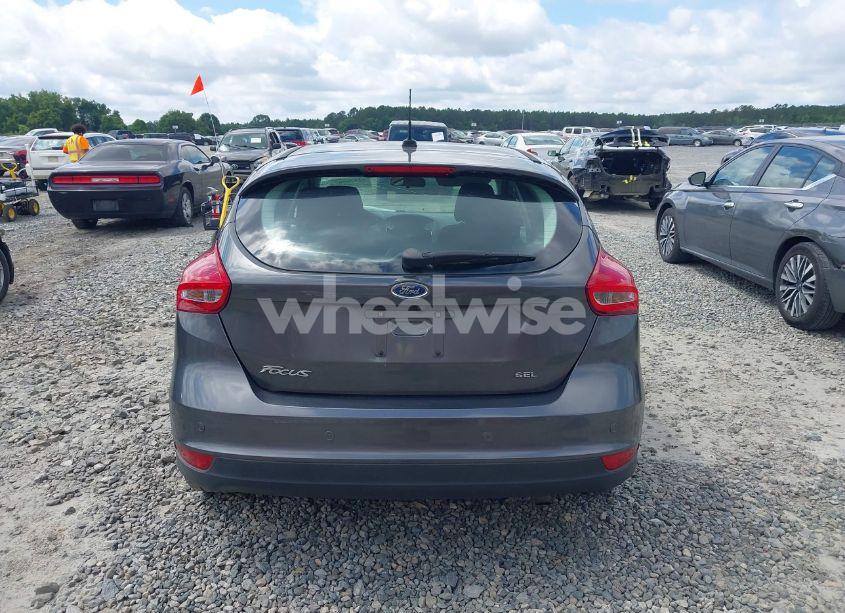 Photo 16 of 2017 Ford Focus SEL (VIN 1FADP3M21HL264595)