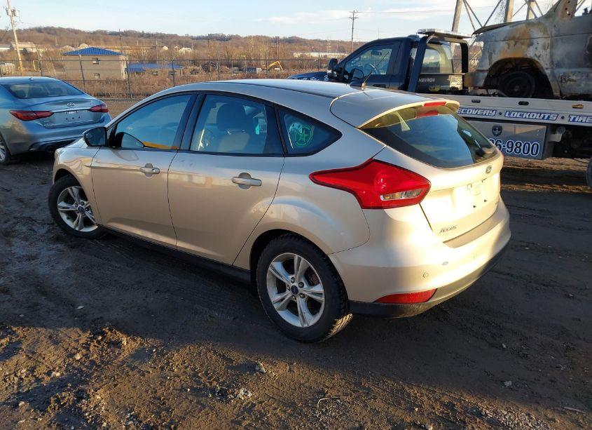 Photo 3 of 2017 Ford Focus SEL (VIN 1FADP3M21HL313018)