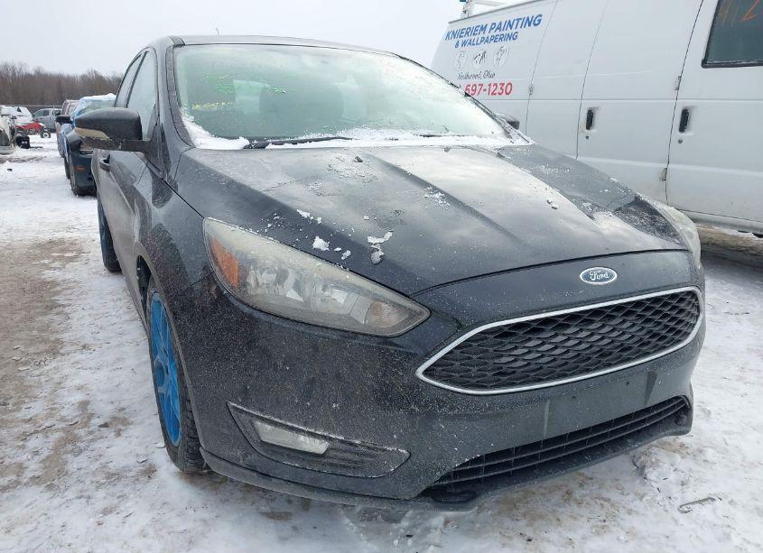 2017 Ford Focus SEL (VIN 1FADP3M22HL222002) main photo