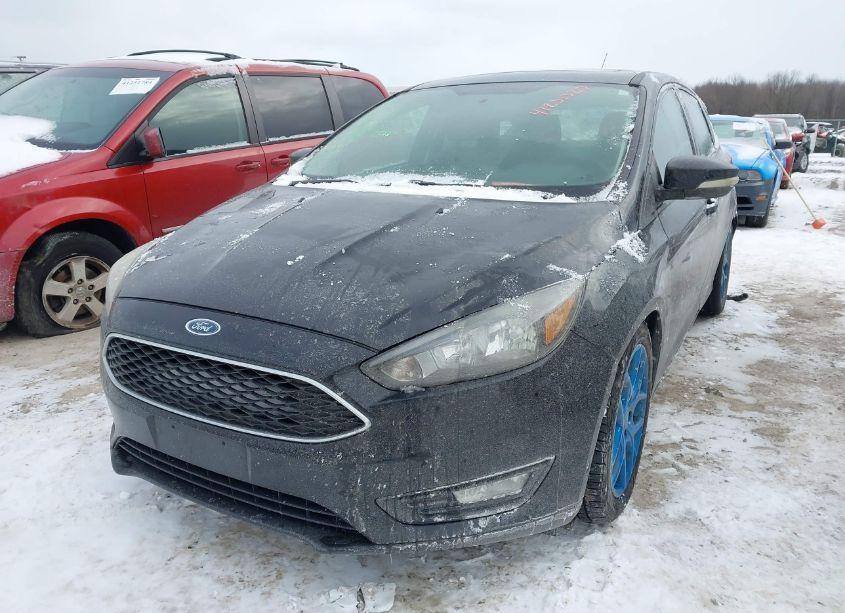 Photo 2 of 2017 Ford Focus SEL (VIN 1FADP3M22HL222002)