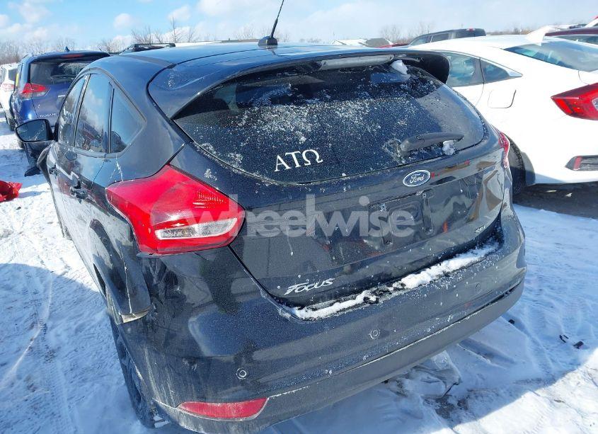 Photo 3 of 2017 Ford Focus SEL (VIN 1FADP3M22HL321242)