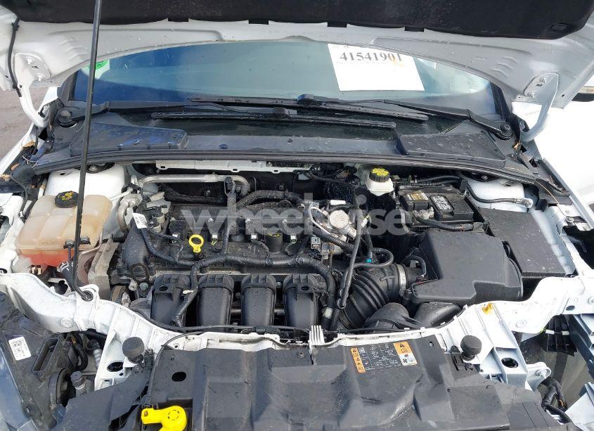 Photo 10 of 2018 Ford Focus SEL (VIN 1FADP3M22JL234527)