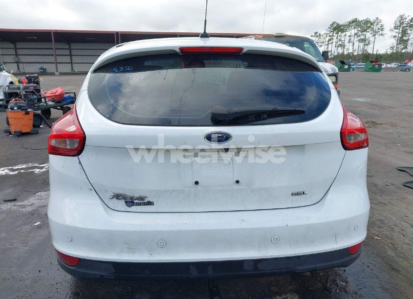 Photo 17 of 2018 Ford Focus SEL (VIN 1FADP3M22JL234527)