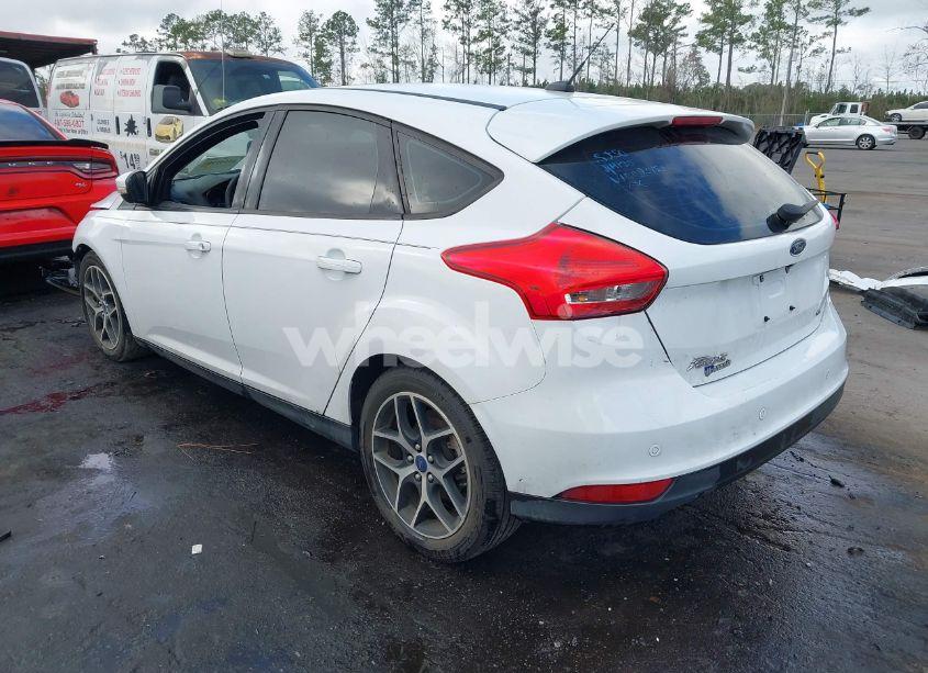 Photo 3 of 2018 Ford Focus SEL (VIN 1FADP3M22JL234527)