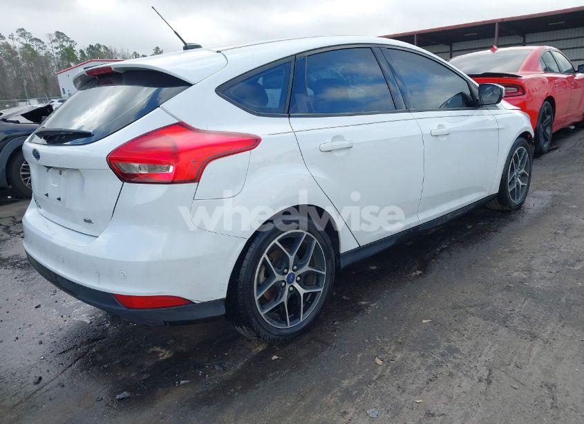 Photo 4 of 2018 Ford Focus SEL (VIN 1FADP3M22JL234527)