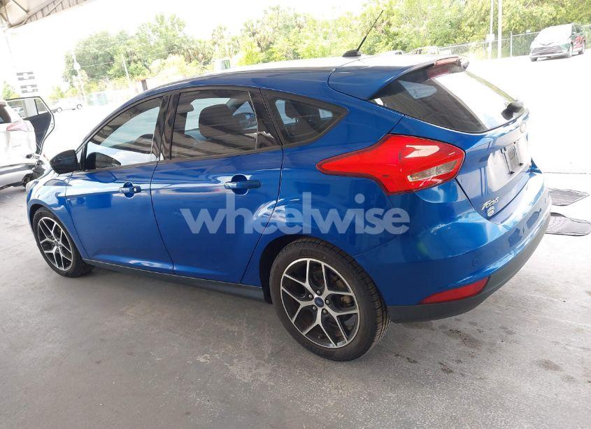 Photo 13 of 2018 Ford Focus SEL (VIN 1FADP3M23JL227117)