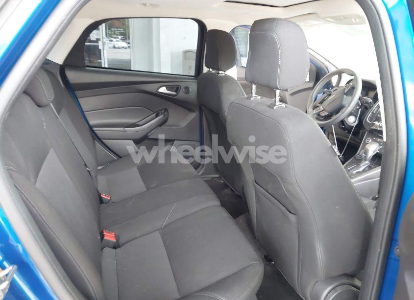 Photo 8 of 2018 Ford Focus SEL (VIN 1FADP3M23JL227117)