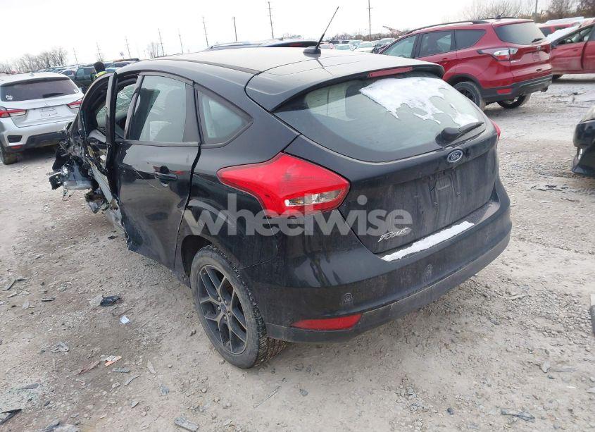 Photo 3 of 2017 Ford Focus SEL (VIN 1FADP3M24HL209641)