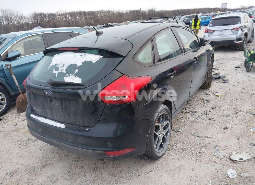 Photo 4 of 2017 Ford Focus SEL (VIN 1FADP3M24HL209641)