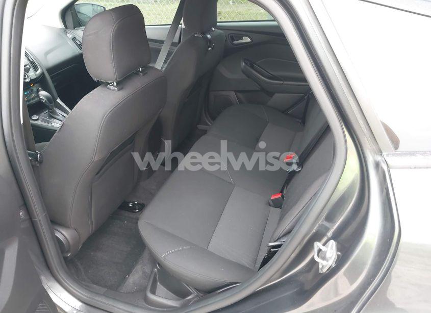 Photo 8 of 2017 Ford Focus SEL (VIN 1FADP3M24HL307570)