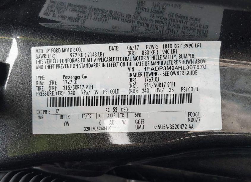 Photo 9 of 2017 Ford Focus SEL (VIN 1FADP3M24HL307570)