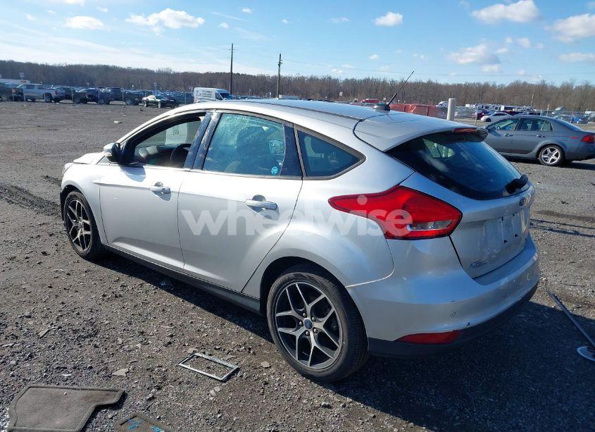 Photo 3 of 2017 Ford Focus SEL (VIN 1FADP3M24HL309576)