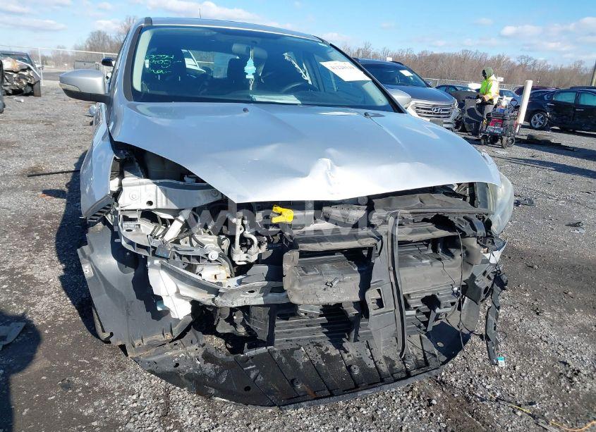 Photo 6 of 2017 Ford Focus SEL (VIN 1FADP3M24HL309576)