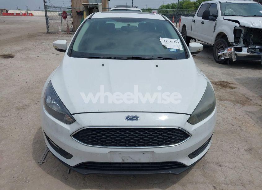 Photo 12 of 2017 Ford Focus SEL (VIN 1FADP3M24HL342397)
