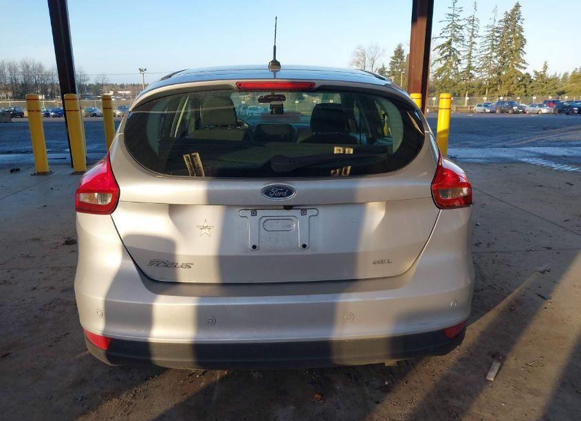 Photo 17 of 2018 Ford Focus SEL (VIN 1FADP3M24JL233640)