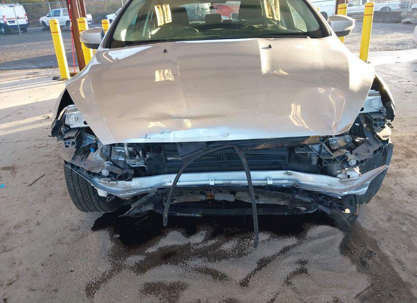 Photo 6 of 2018 Ford Focus SEL (VIN 1FADP3M24JL233640)