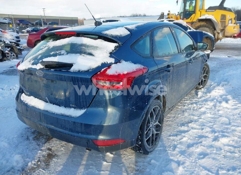 Photo 4 of 2018 Ford Focus SEL (VIN 1FADP3M24JL301080)