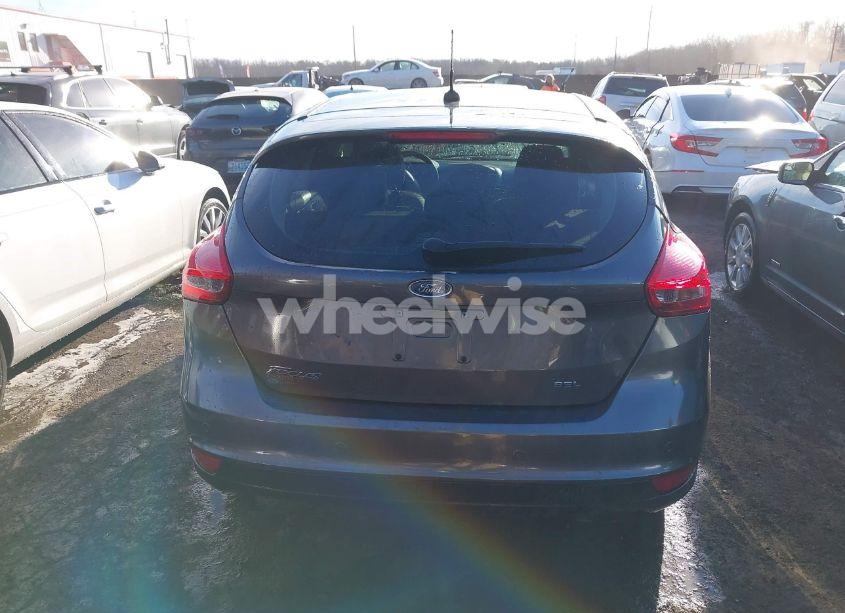 Photo 16 of 2017 Ford Focus SEL (VIN 1FADP3M25HL326967)