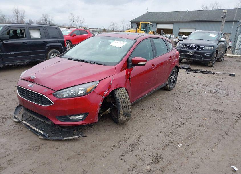 Photo 2 of 2017 Ford Focus SEL (VIN 1FADP3M26HL213433)