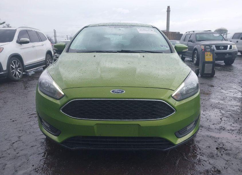 Photo 12 of 2018 Ford Focus SEL (VIN 1FADP3M27JL238864)