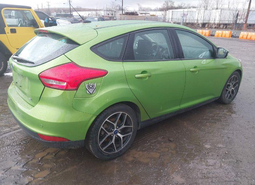 Photo 4 of 2018 Ford Focus SEL (VIN 1FADP3M27JL238864)