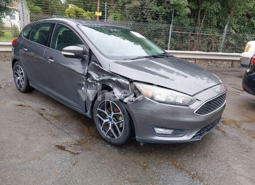 Photo 6 of 2017 Ford Focus SEL (VIN 1FADP3M28HL252041)