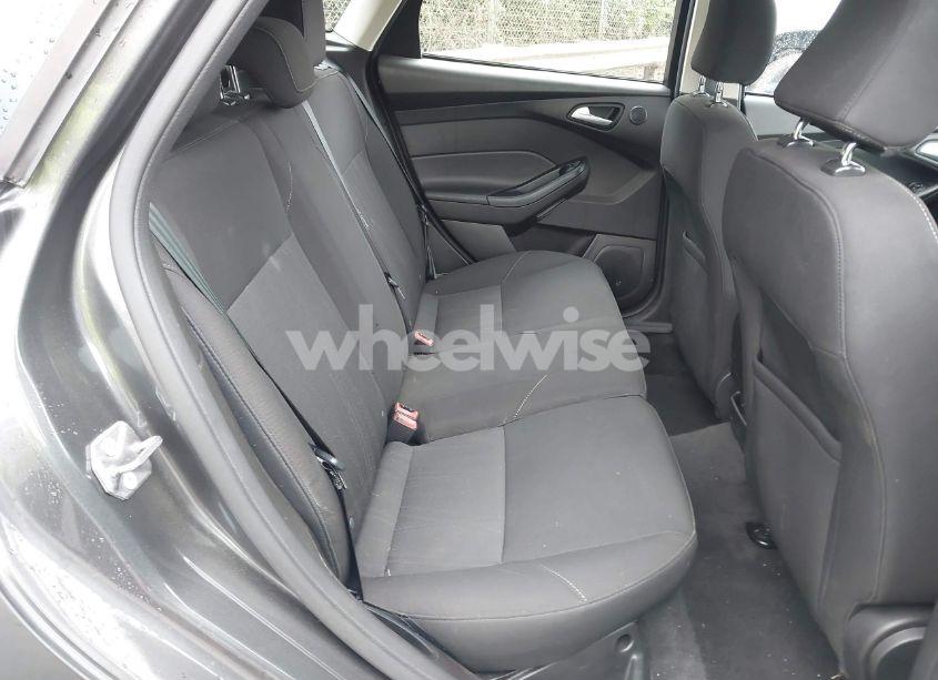 Photo 8 of 2017 Ford Focus SEL (VIN 1FADP3M28HL252041)