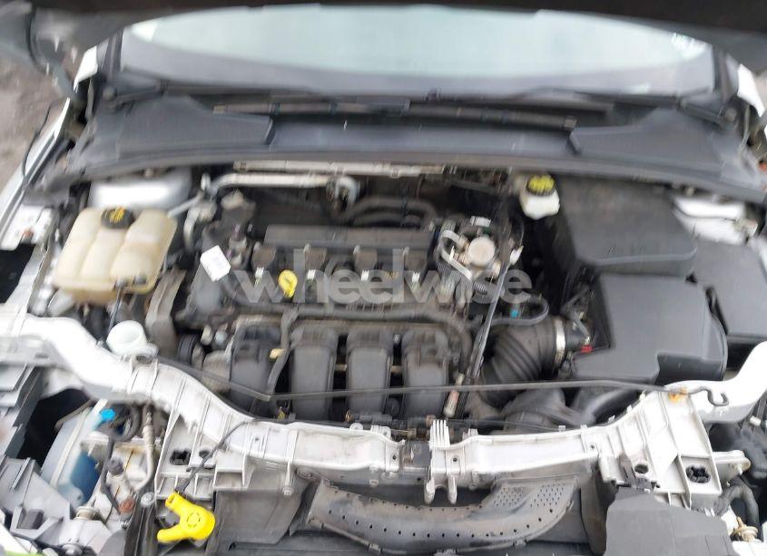 Photo 10 of 2017 Ford Focus SEL (VIN 1FADP3M28HL261824)