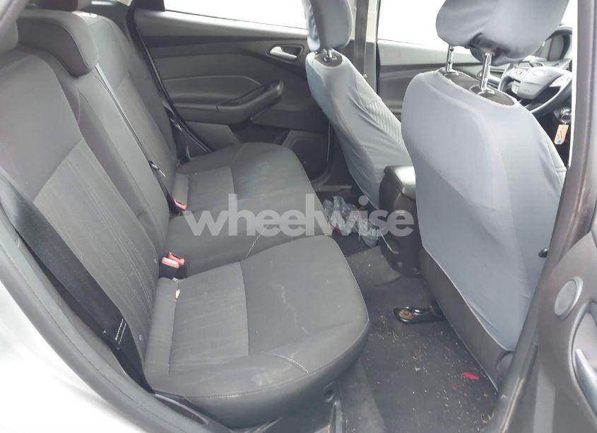 Photo 8 of 2017 Ford Focus SEL (VIN 1FADP3M28HL261824)