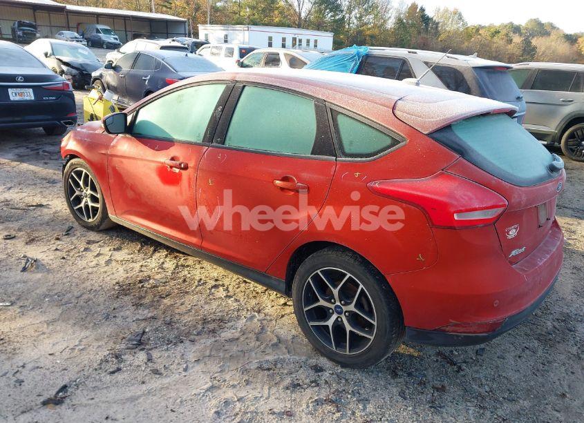 Photo 3 of 2018 Ford Focus SEL (VIN 1FADP3M28JL307349)
