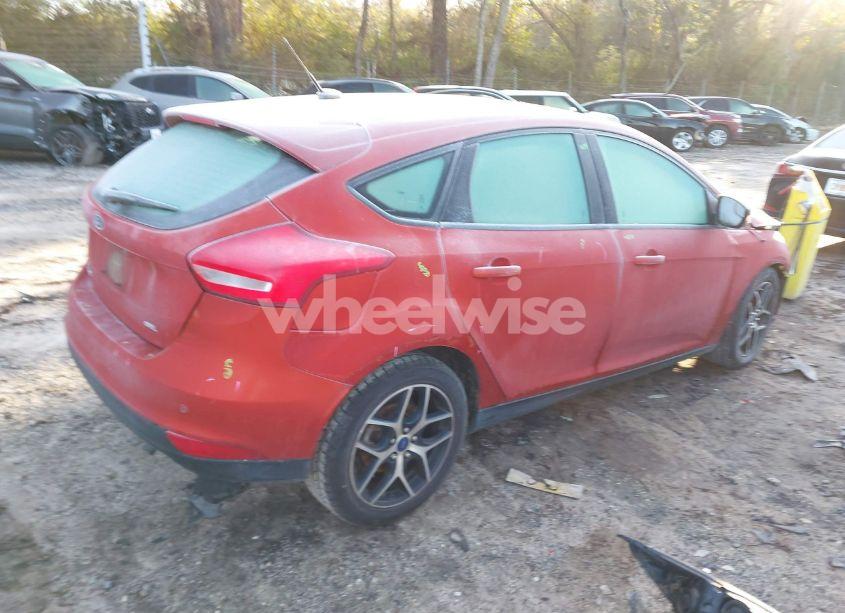 Photo 4 of 2018 Ford Focus SEL (VIN 1FADP3M28JL307349)