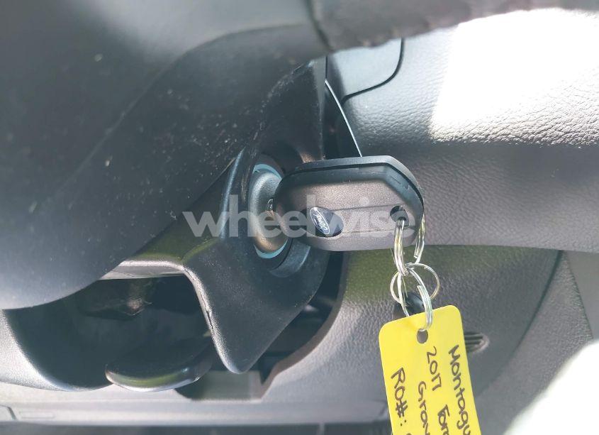 Photo 11 of 2017 Ford Focus SEL (VIN 1FADP3M29HL324008)