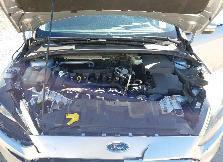 Photo 10 of 2017 Ford Focus SEL (VIN 1FADP3M29HL345778)