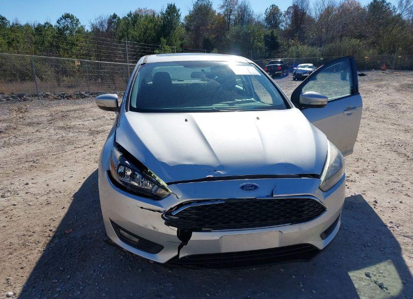 Photo 6 of 2017 Ford Focus SEL (VIN 1FADP3M29HL345778)