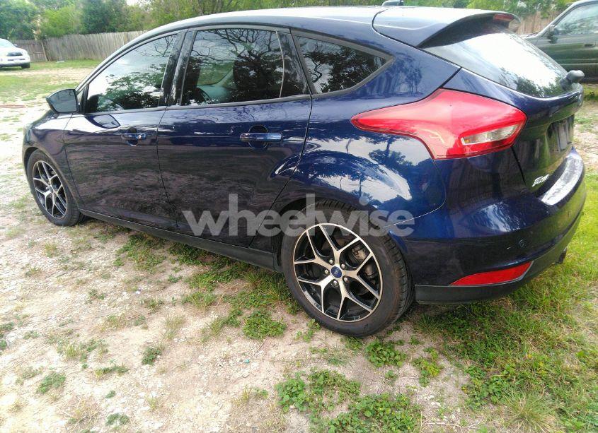 Photo 3 of 2017 Ford Focus SEL (VIN 1FADP3M2XHL214293)