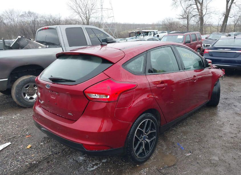Photo 4 of 2017 Ford Focus SEL (VIN 1FADP3M2XHL229120)