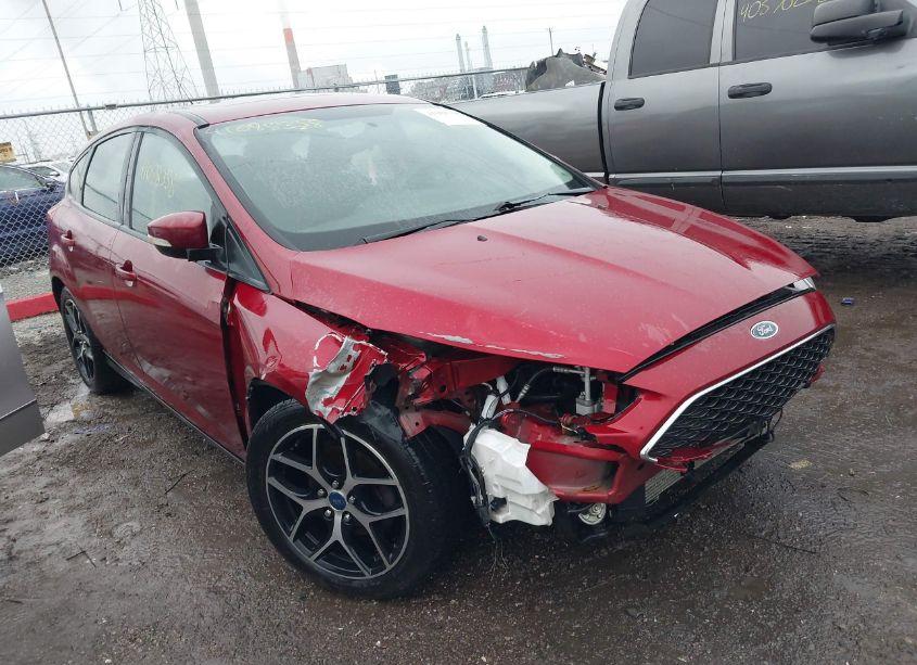 Photo 6 of 2017 Ford Focus SEL (VIN 1FADP3M2XHL229120)