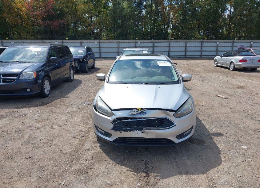Photo 12 of 2017 Ford Focus SEL (VIN 1FADP3M2XHL338046)