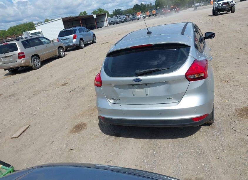 Photo 16 of 2017 Ford Focus SEL (VIN 1FADP3M2XHL338046)