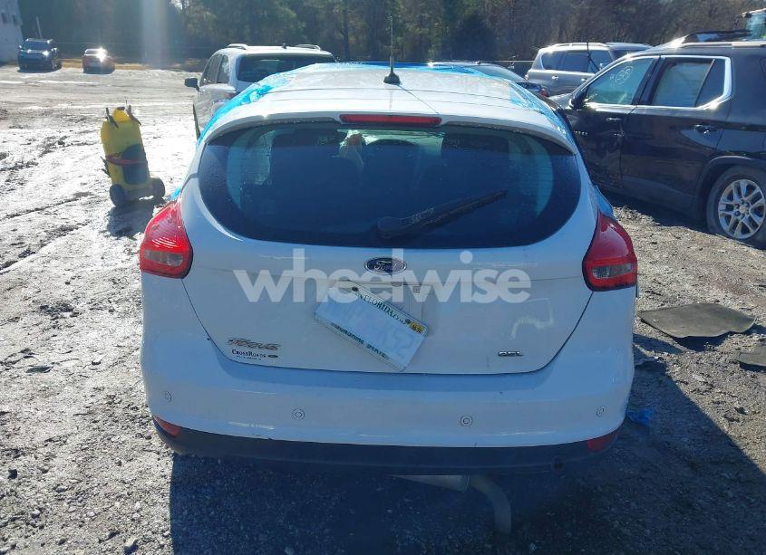 Photo 17 of 2018 Ford Focus SEL (VIN 1FADP3M2XJL221122)