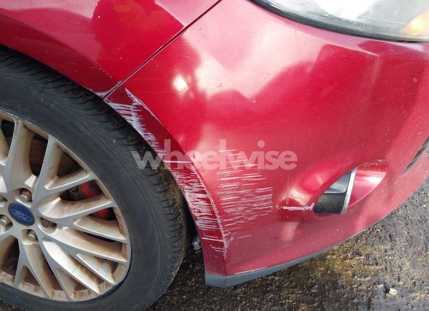 Photo 6 of 2014 Ford Focus TITANIUM (VIN 1FADP3N20EL379148)