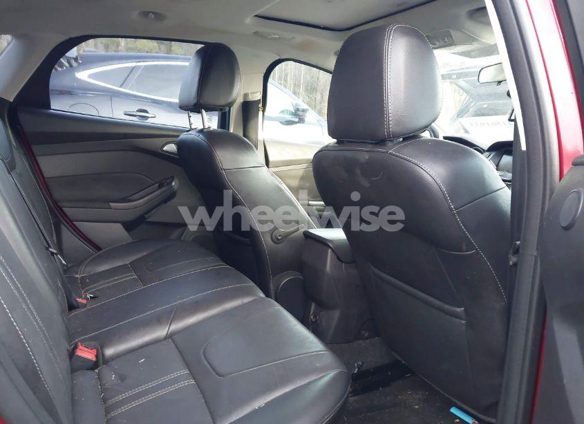 Photo 8 of 2014 Ford Focus TITANIUM (VIN 1FADP3N20EL379148)