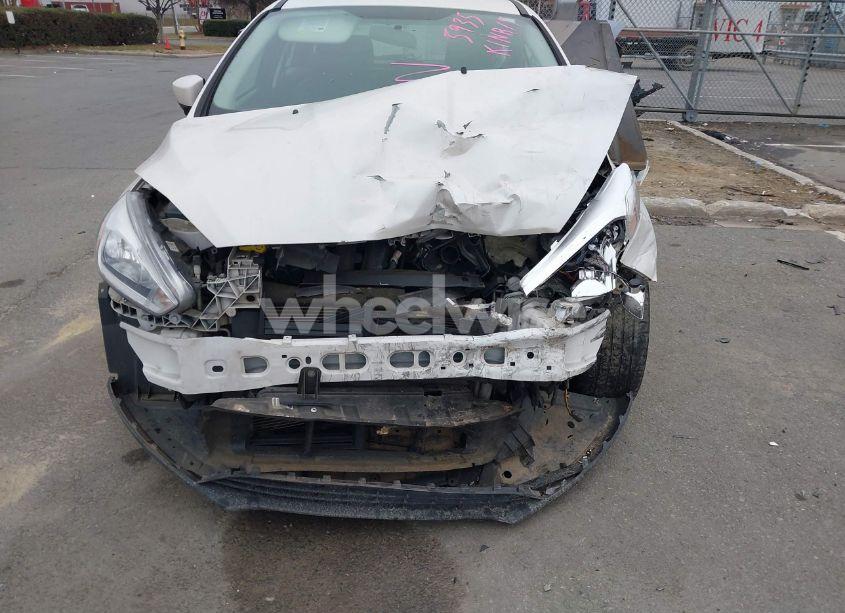 Photo 6 of 2015 Ford Focus TITANIUM (VIN 1FADP3N20FL285935)