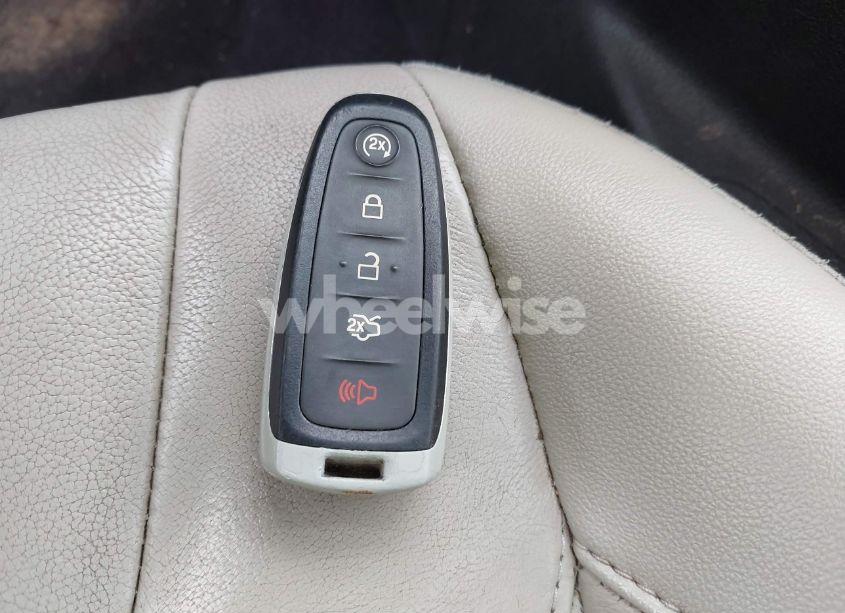 Photo 11 of 2017 Ford Focus TITANIUM (VIN 1FADP3N20HL291351)