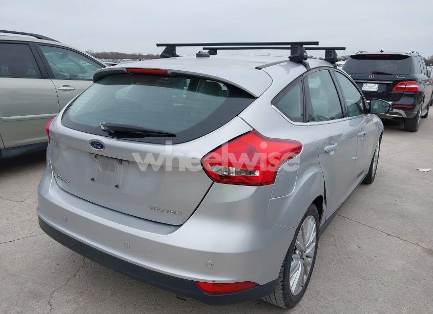 Photo 4 of 2017 Ford Focus TITANIUM (VIN 1FADP3N20HL291351)