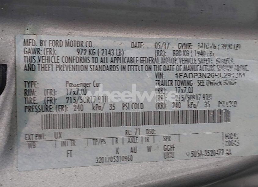 Photo 9 of 2017 Ford Focus TITANIUM (VIN 1FADP3N20HL291351)