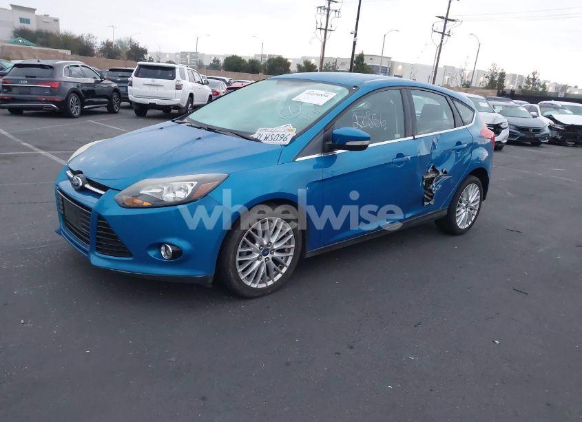 Photo 2 of 2013 Ford Focus TITANIUM (VIN 1FADP3N21DL108713)