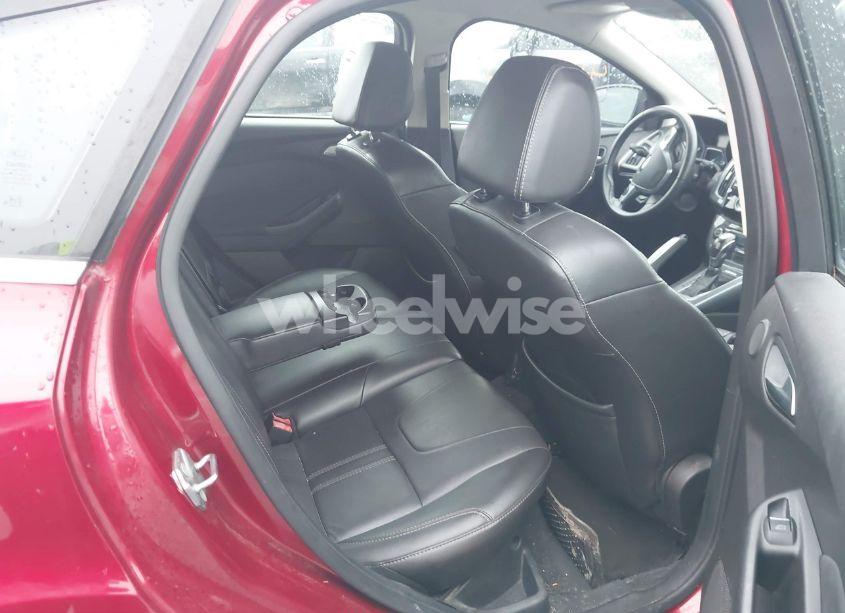 Photo 8 of 2013 Ford Focus TITANIUM (VIN 1FADP3N21DL173996)